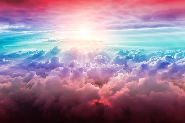 ファンタジー空と創造的な曇り空を背景 — ストック写真