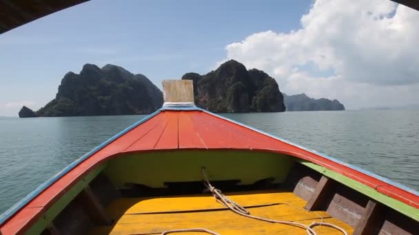 Gita Barca Alle Isole Tropicali Phuket Krabi Thailandia Montagne Verdi — Video Stock