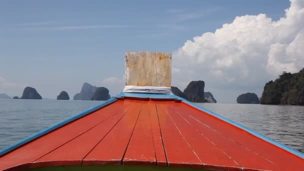 Viagem Barco Para Ilhas Tropicais Phuket Krabi Tailândia Montanhas Verdes — Vídeo de Stock