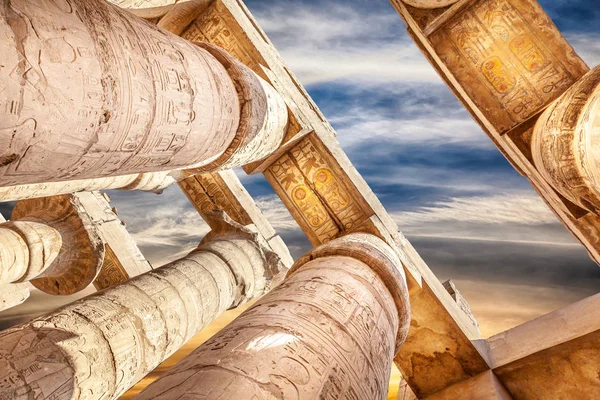 Grande Hypostyle Hall Nuvens Templos Karnak Antiga Tebas Luxor Egito — Fotografia de Stock