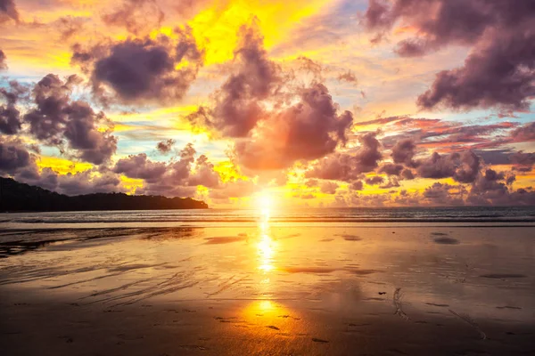 Beau Ciel Avec Nuages Rayons Soleil — Photo