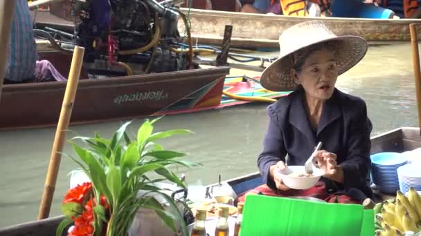 Bangkok Damnoen Saduak Jan 2019 Damnoen Saduak Leghíresebb Úszó Piac — Stock videók
