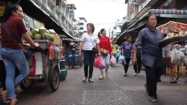 Bangkok Thailand Dezembro 2018 Carros Lojas Estrada Yaowarat Chinatown Com — Vídeo de Stock