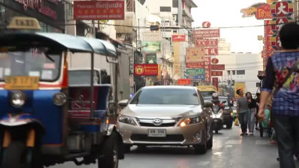 Bangkok Tajlandia Dec 2018 Samochody Sklepów Przy Yaowarat Road Chinatown — Wideo stockowe