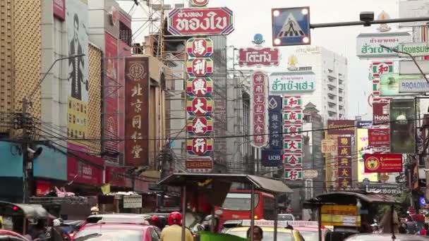 Bangkok Tajlandia Dec 2018 Samochody Sklepów Przy Yaowarat Road Chinatown — Wideo stockowe