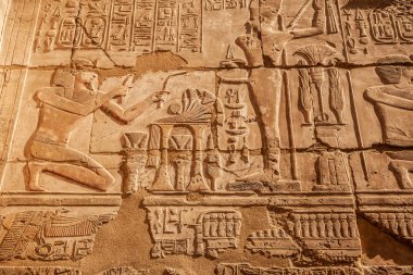 Lüksör, Mısır 'daki Karnak tapınağı