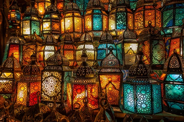 Oświetlenie Kolorami Muzułmańskiego Stylu Latarnia Świeci — Zdjęcie stockowe