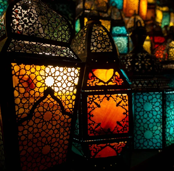 Muzulmán Stílusú Lámpa Ragyogó Színű Megvilágítás — Stock Fotó