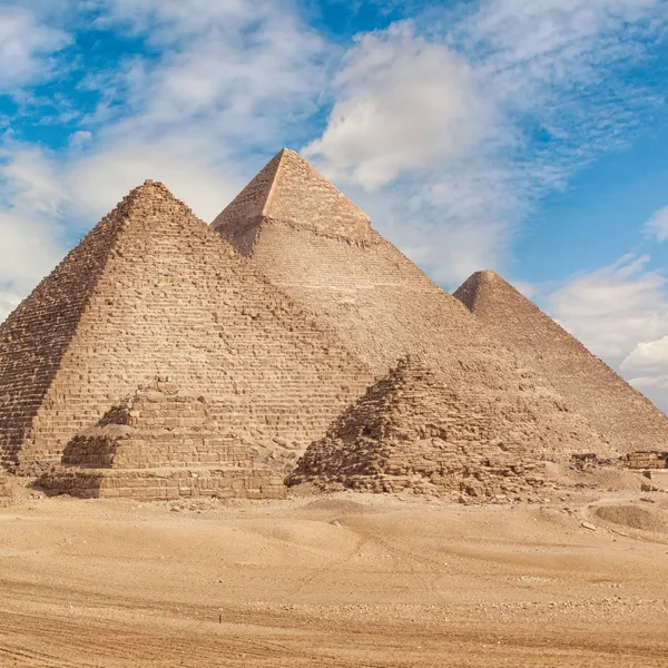 Mısır Kahire Giza Piramitlerin Genel Görünümü — Stok fotoğraf