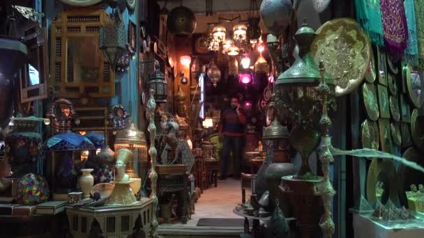 Caïro Egypte Februari 2019 Lamp Lantaarn Winkel Khan Khalili Markt — Stockvideo