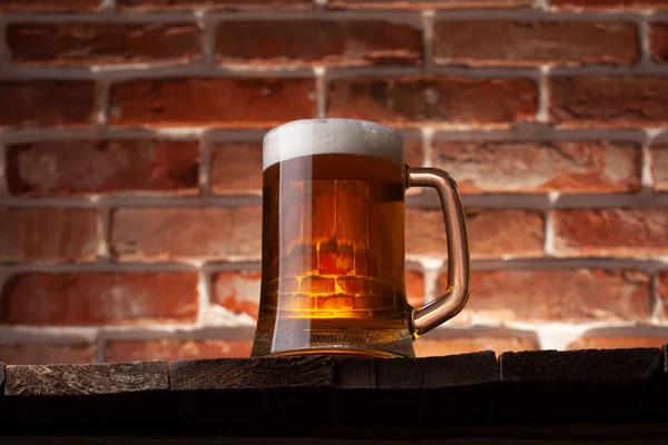 Mug Beer Red Brick Wall Background — Stock Photo, Image