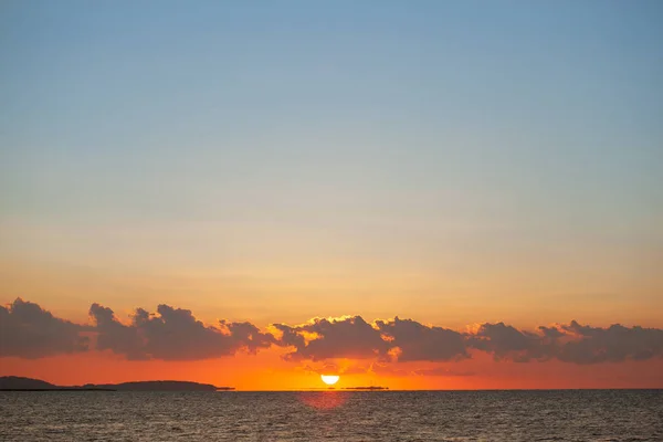 Sunrise over the red sea — Stock Photo, Image