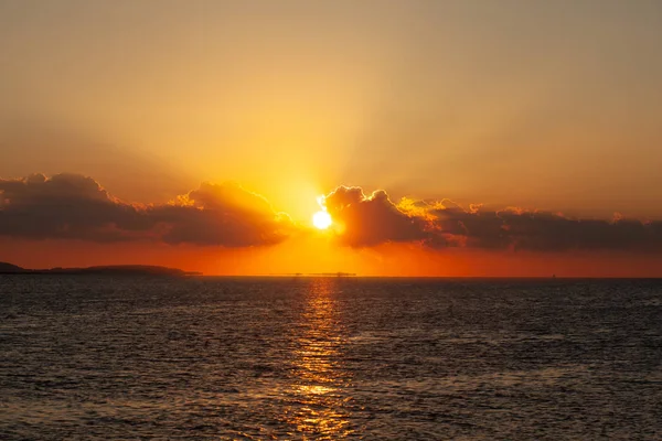 Схід сонця над Червоним морем — стокове фото