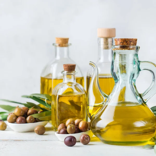 Alimentation Concept Nutritionnel Assortiment Huile Olive Extra Vierge Bio Fraîche — Photo