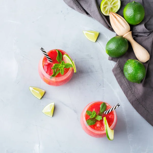 Essen Und Trinken Party Feiertagskonzept Alkoholgetränk Kalter Kühler Roter Wassermelonen — Stockfoto