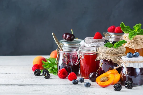 Essen Und Trinken Ernte Sommer Herbst Konzept Auswahl Saisonalen Beeren — Stockfoto