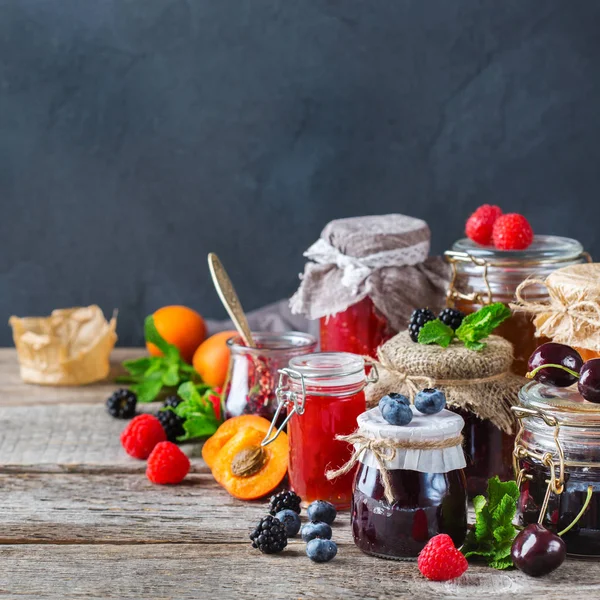 Essen Und Trinken Ernte Sommer Herbst Konzept Auswahl Saisonalen Beeren — Stockfoto