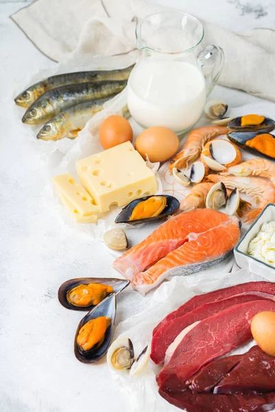 Alimentación Equilibrada Concepto Alimentación Saludable Fuentes Alimentos Ricos Vitamina B12 — Foto de Stock