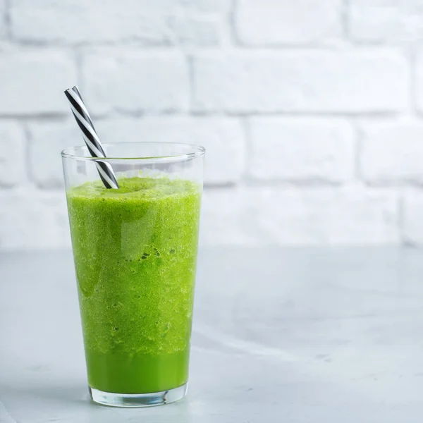 绿色冰沙与蔬菜健康, 生, 素菜饮食 — 图库照片