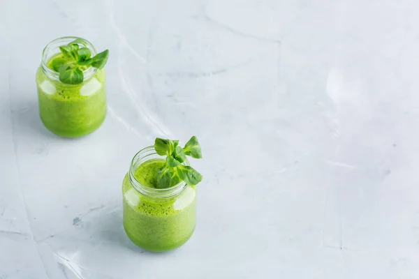 绿色冰沙与蔬菜健康, 生, 素菜饮食 — 图库照片