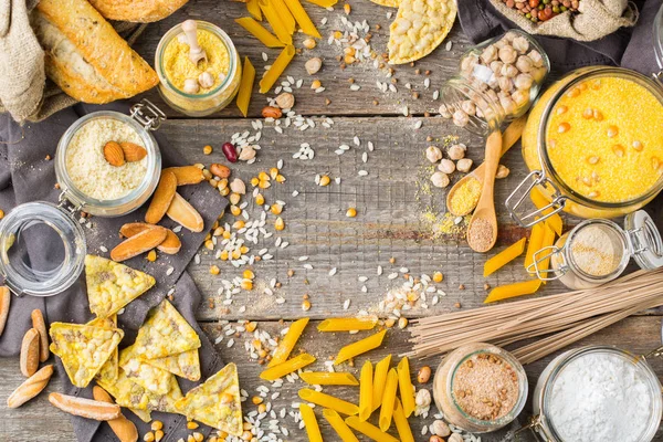 Comida e farinha sem glúten, amêndoa, milho, arroz, grão de bico — Fotografia de Stock