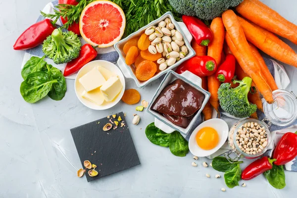 Kiegyensúlyozott tiszta evés táplálkozás, az élelmiszer-gazdag vitamin — Stock Fotó