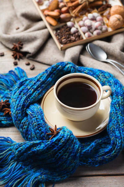 Осень, зимний hygge домашний декор композиция, уютная концепция
