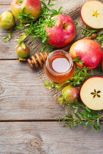 Rosh Hashana, Yahudi yeni yıl tatil konsepti, bal, elma, nar — Stok fotoğraf