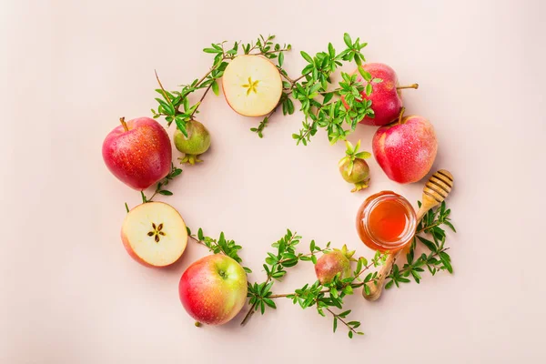 Rosh Hashana, Yahudi yeni yıl tatil konsepti, bal, elma, nar — Stok fotoğraf
