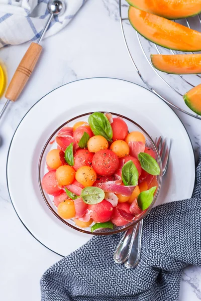 Gezond Schoon Eten Dieet Voeding Seizoensgebonden Zomerse Lunchconcept Fruitsalade Met — Stockfoto