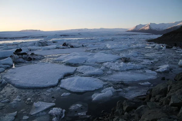 Ισλανδία Λιμνοθάλασσα Γιόκουλσάρλον Όμορφο Τοπίο Κρύο Εικόνα Ισλανδικό Παγετώνα Λιμνοθάλασσα — Φωτογραφία Αρχείου