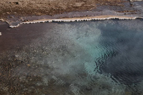Geysirverengung Island Der Strokkur Geysir Der Geothermischen Gebiet Des Haukadalur — Stockfoto