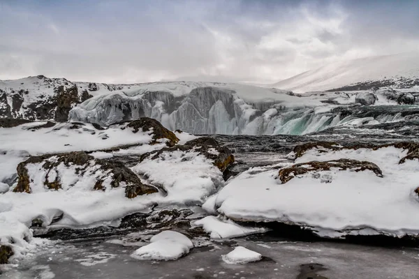 Godafoss Jeden Najsłynniejszych Wodospadów Islandii Godafoss Pokryta Śniegiem Lodem Godafoss — Zdjęcie stockowe