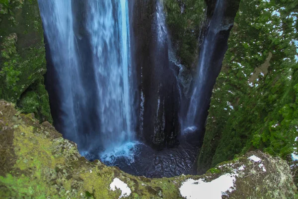 Gyönyörű Seljalandsfoss Izland Télen Fagyasztott Gyönyörű Vízesés Seljalandsfoss Sunrise Fény — Stock Fotó