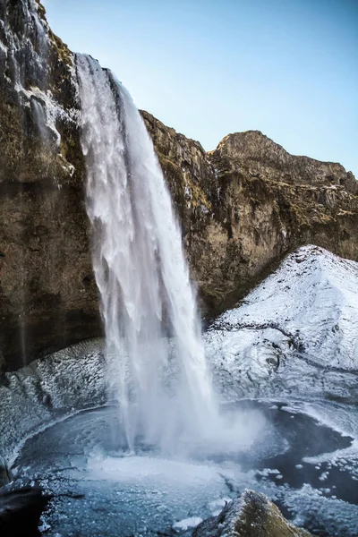 Gyönyörű Seljalandsfoss Izland Télen Fagyasztott Gyönyörű Vízesés Seljalandsfoss Sunrise Fény — Stock Fotó
