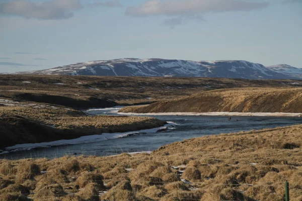 Episka Berg Island Underbara Isländska Naturen Stenig Mark Höga Berg — Stockfoto