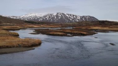 İzlanda'daki Thingvellir Milli Parkı. ? ingvellir veya Thingvellir Milli Parkı İzlanda, tarihsel, kültürel ve jeolojik önemi bir site olduğunu. Kuzey Amerika ve Avrasya kıtasal levha arasında Silfra fissür.