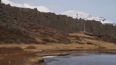 İzlanda'daki Thingvellir Milli Parkı. ? ingvellir veya Thingvellir Milli Parkı İzlanda, tarihsel, kültürel ve jeolojik önemi bir site olduğunu. Kuzey Amerika ve Avrasya kıtasal levha arasında Silfra fissür.