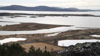 İzlanda'daki Thingvellir Milli Parkı. ? ingvellir veya Thingvellir Milli Parkı İzlanda, tarihsel, kültürel ve jeolojik önemi bir site olduğunu. Kuzey Amerika ve Avrasya kıtasal levha arasında Silfra fissür.