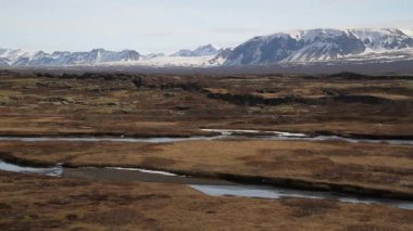 İzlanda'daki Thingvellir Milli Parkı. ? ingvellir veya Thingvellir Milli Parkı İzlanda, tarihsel, kültürel ve jeolojik önemi bir site olduğunu. Kuzey Amerika ve Avrasya kıtasal levha arasında Silfra fissür.