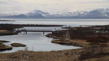 İzlanda'daki Thingvellir Milli Parkı. ? ingvellir veya Thingvellir Milli Parkı İzlanda, tarihsel, kültürel ve jeolojik önemi bir site olduğunu. Kuzey Amerika ve Avrasya kıtasal levha arasında Silfra fissür.