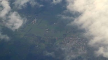 Hollanda hava görünümden. Uçaktan fotoğraf. Havadan görünümü (Hollanda). Havadan görünümü muhteşem manzara, deniz, çayırlar ve şekiller. Güzel doğal zemin. 