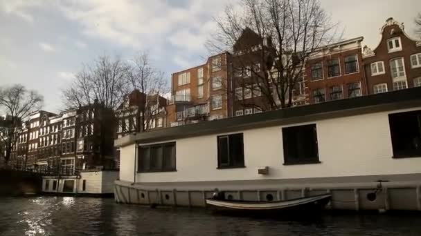 Veduta Amsterdam Paesi Bassi Edifici Belli Accoglienti Antichi Canali Strade — Video Stock