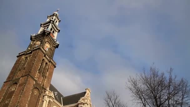 Nézd Amszterdam Hollandia Gyönyörű Hangulatos Régi Épületek Csatornák Utcák Holland — Stock videók