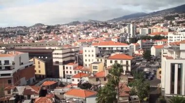 Funchal - Madeira Adası'nın başkenti. Madeira - tropikal ve güzel Portekiz özerklik Atlantik Okyanusu. 