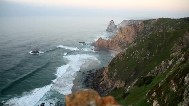 ヨーロッパ大陸最西端のポルトガルのロカの岬 シントラ — ストック動画
