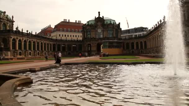 Över Dresden Gamla Sachsen Tysk Stad Palatset Zwinger Elbe Floden — Stockvideo