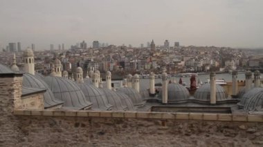 Istanbul tarihi bölümü, Türkiye'nin ünlü şehir manzara. Istanbul manzarası, Türkiye. Istanbul 'un deniz manzaralı. Açık Istanbul şehir. Doğu Turizm şehir.