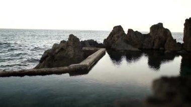 Madeira görünümü - güzel ve samimi doğa Portekizce ada üzerinde. Portekiz özerklik Madeira. Tropikal Adası'Atlas Okyanusu. 