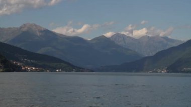 Como Gölü Lombardy, İtalya. Güzel İtalyan tatil köyü Menaggio Como Gölü. 